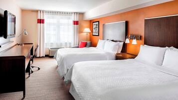 Huone, 2 keskisuurta parisänkyä, tupakointi kielletty | Allergiatestatut vuodevaatteet, untuvapeitot, tallelokero huoneessa