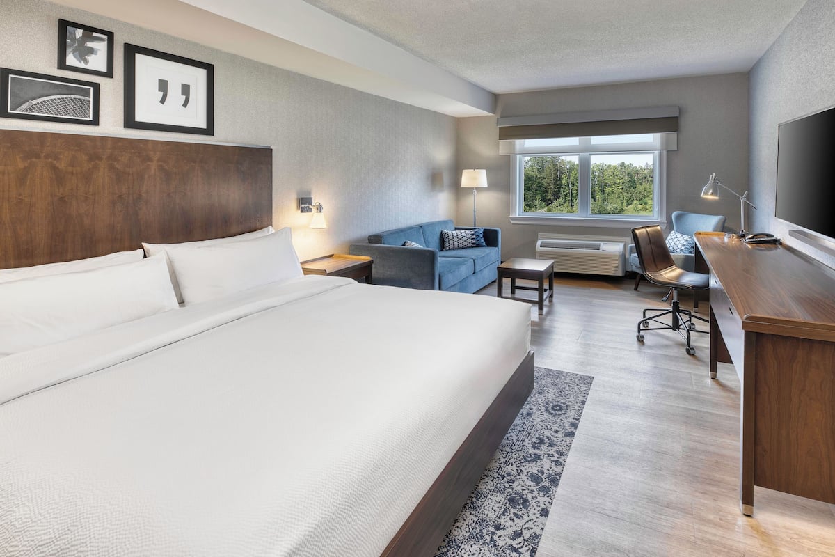 Chambre, 1 trÚs grand lit, non-fumeur | Literie hypoallergénique, couette en duvet, coffre-fort, bureau