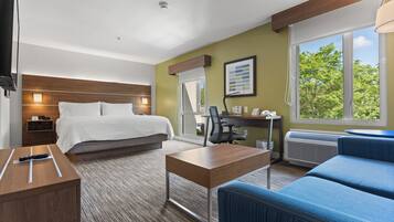 1 bedroom, in-room safe, desk, iron/ironing board