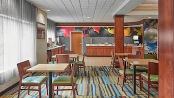 Tägliches inbegriffenes Frühstücksbuffet