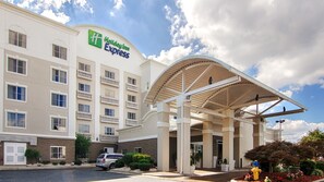 Exterior - Holiday Inn Express Hotel & Suites Mooresville - Lake Norman by IHG (Mooresville)