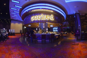 4 bars/lounges, swim-up bar
