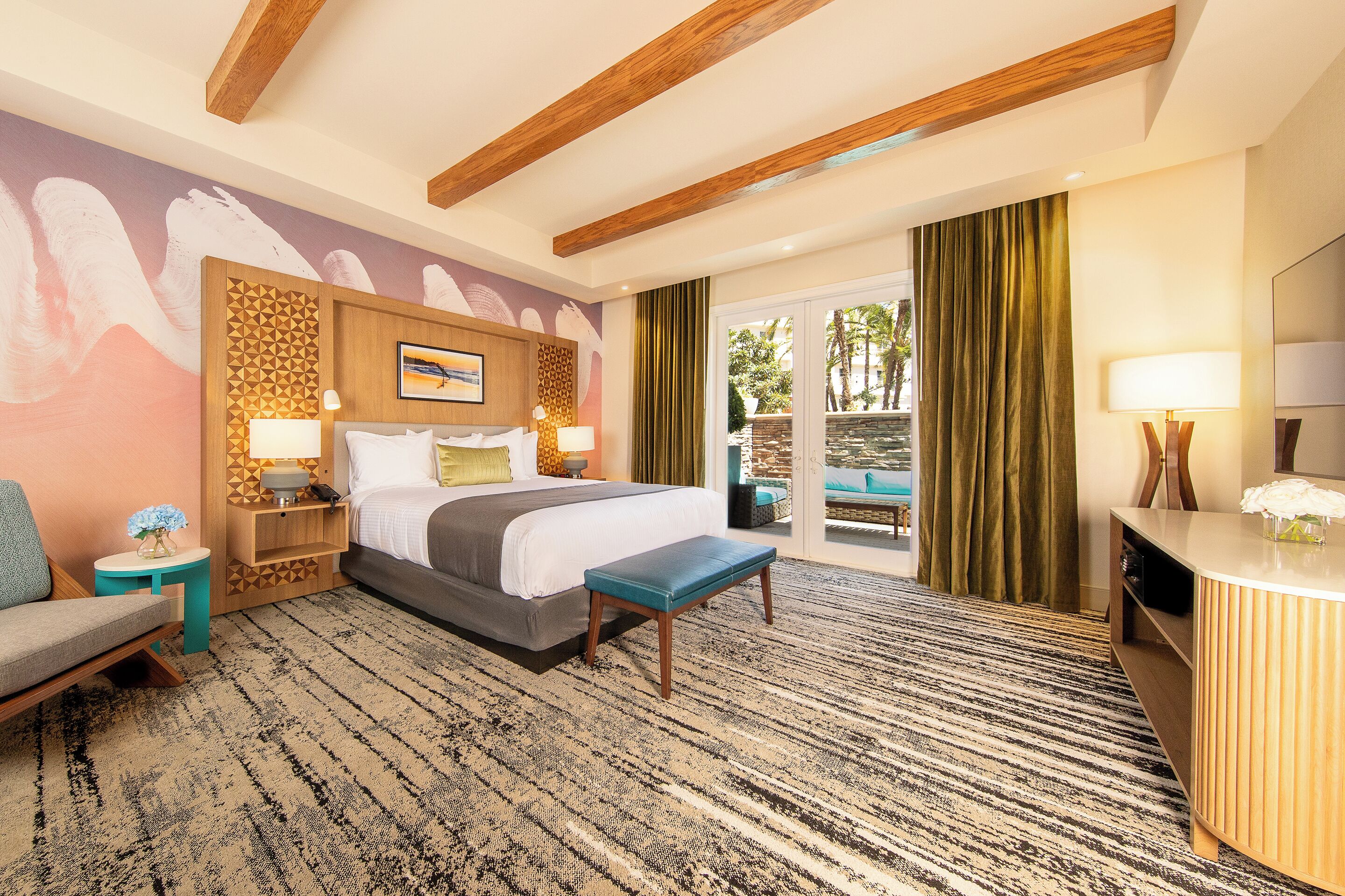 Dive Inn, Beachfront Suite, King Bed, Non smoking