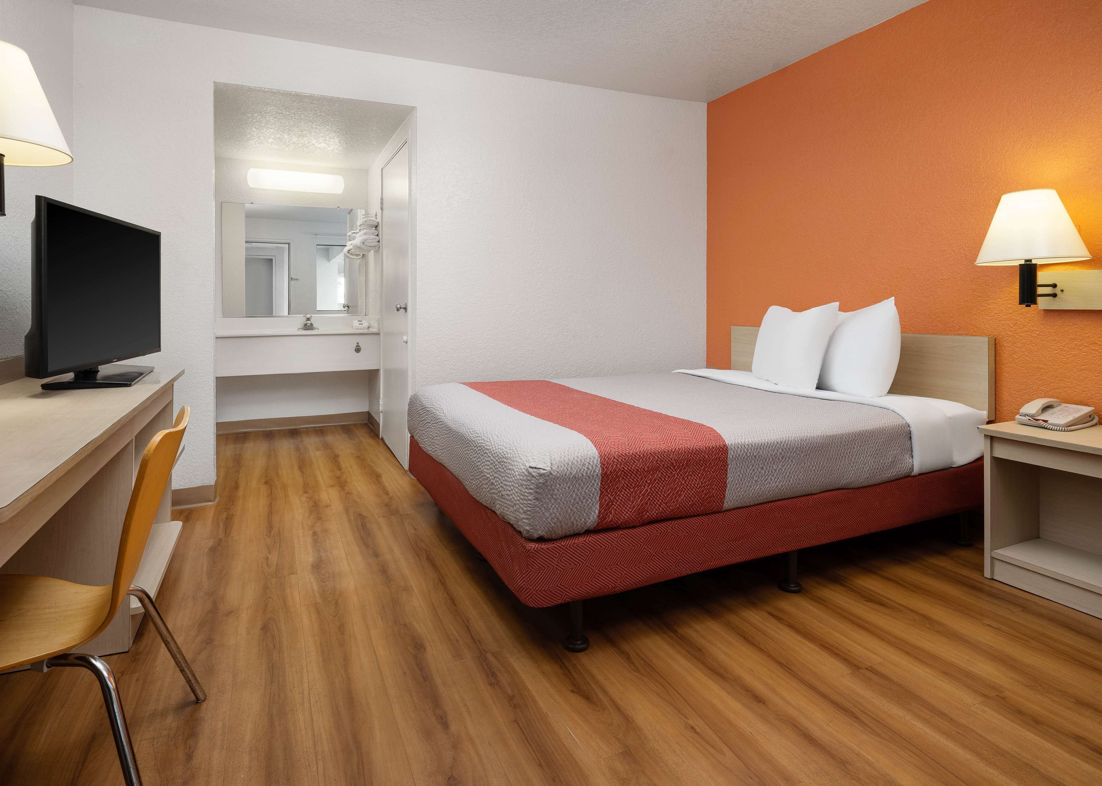 Foto - Motel 6-Buena Park, CA - Knotts Berry Farm - Disneyland