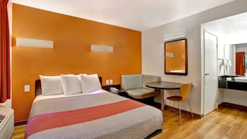 Free WiFi, bed sheets