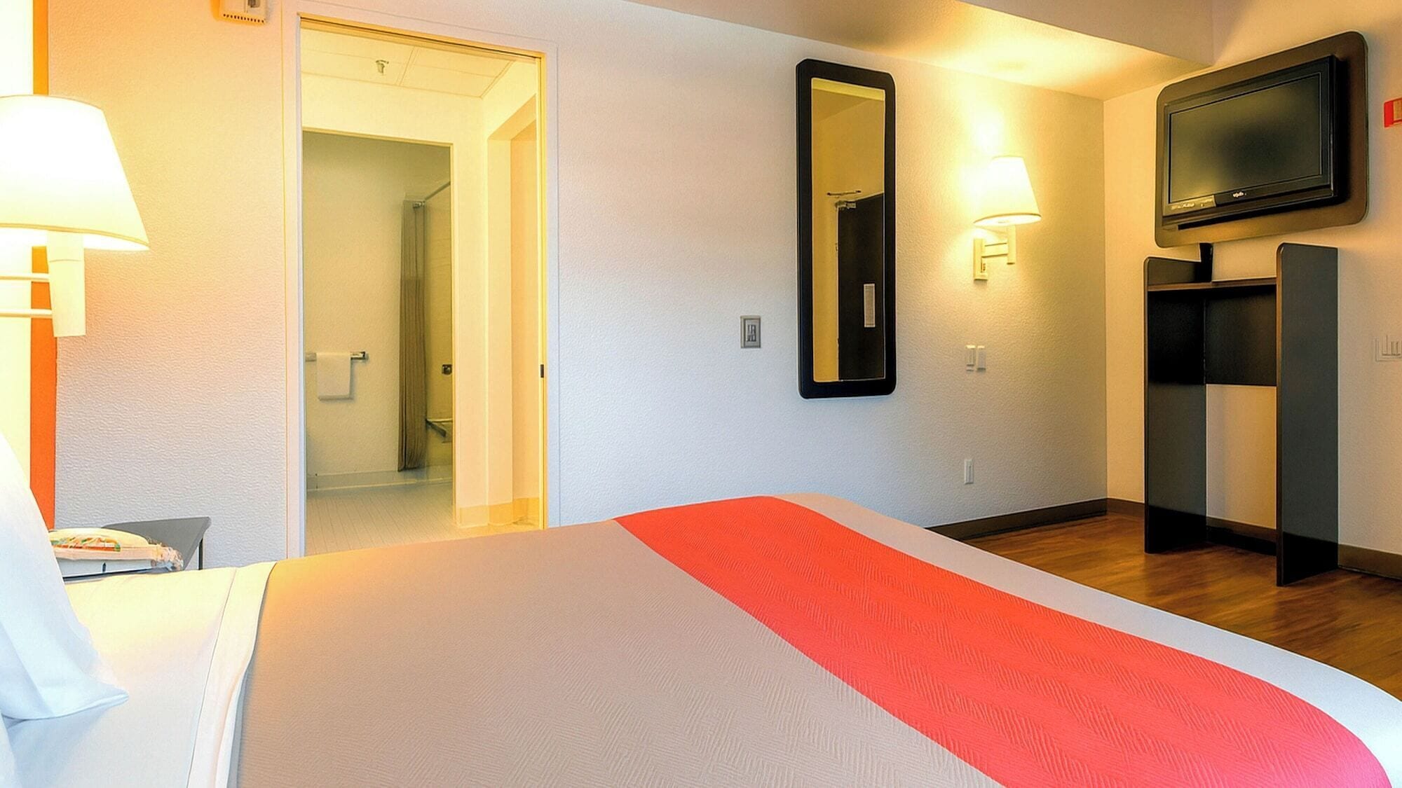 Bureau, Wi-Fi gratuit, draps fournis