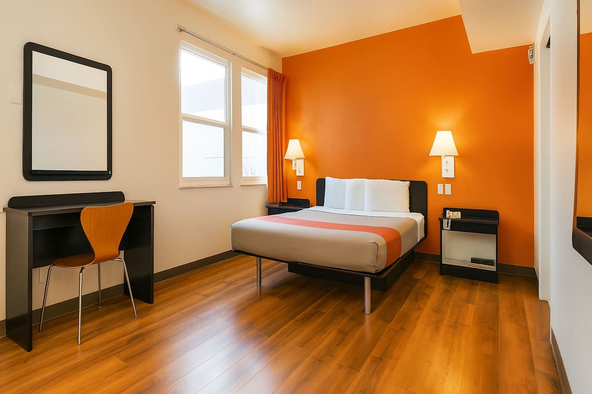 Standard Double Room, 1 Queen Bed, Non Smoking