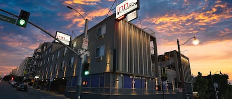 Framhlið gististaðar