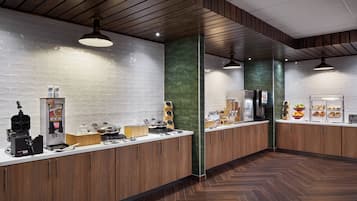 Petit déjeuner continental compris tous les jours
