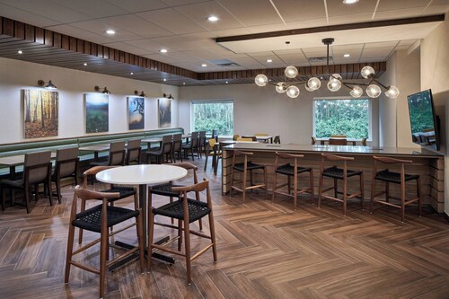 Fairfield Inn & Suites by Marriott Virginia Beach/Norfolk Airport