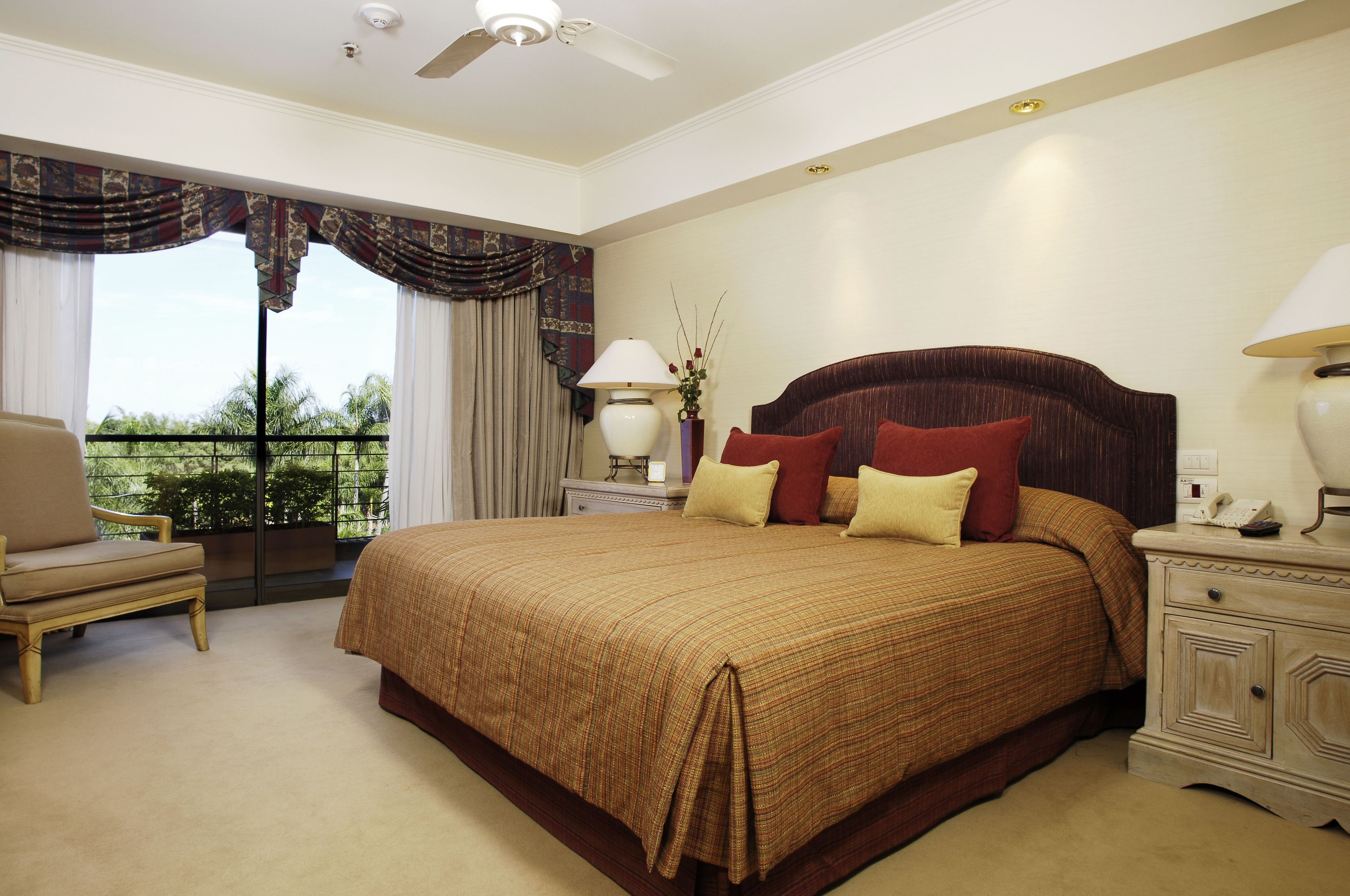 Suite Master | 迷你吧、客房內保險箱、遮光布/窗簾、隔音