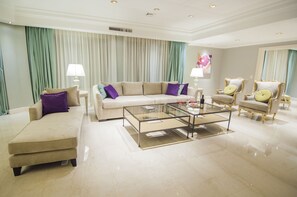Presidential Suite | Living area