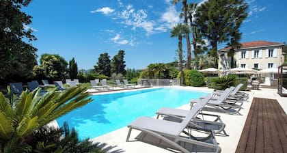 Hotel Chateau De La Tour