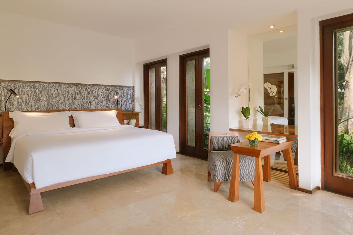 Premium bedding, minibar, in-room safe, individually decorated