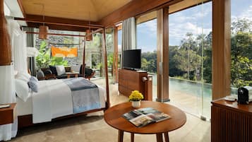 Maya Presidential Villa with Butler Service | Premium bedding, minibar, in-room safe, individually decorated