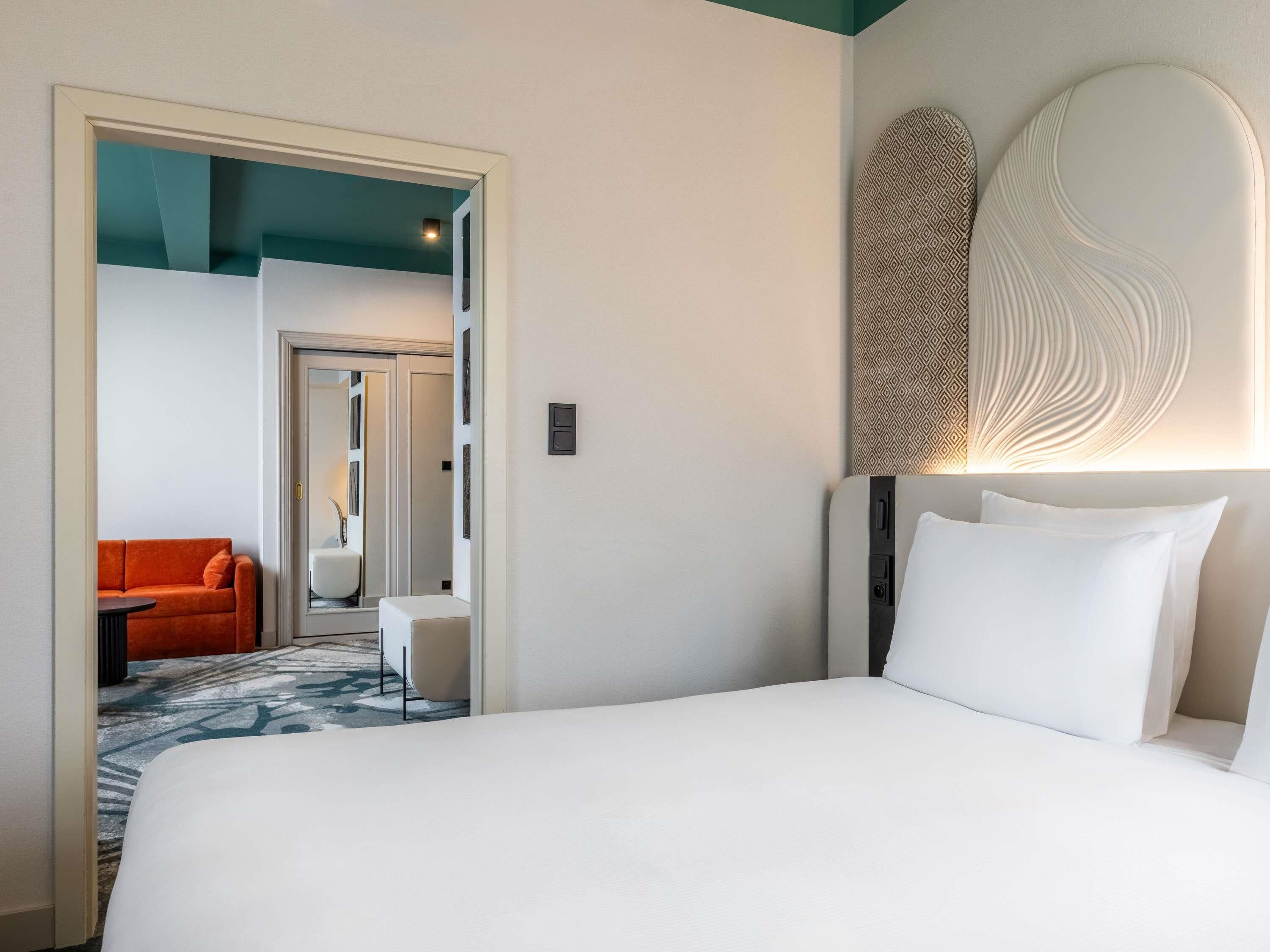 Suite Junior, 1 très grand lit et 1 canapé-lit