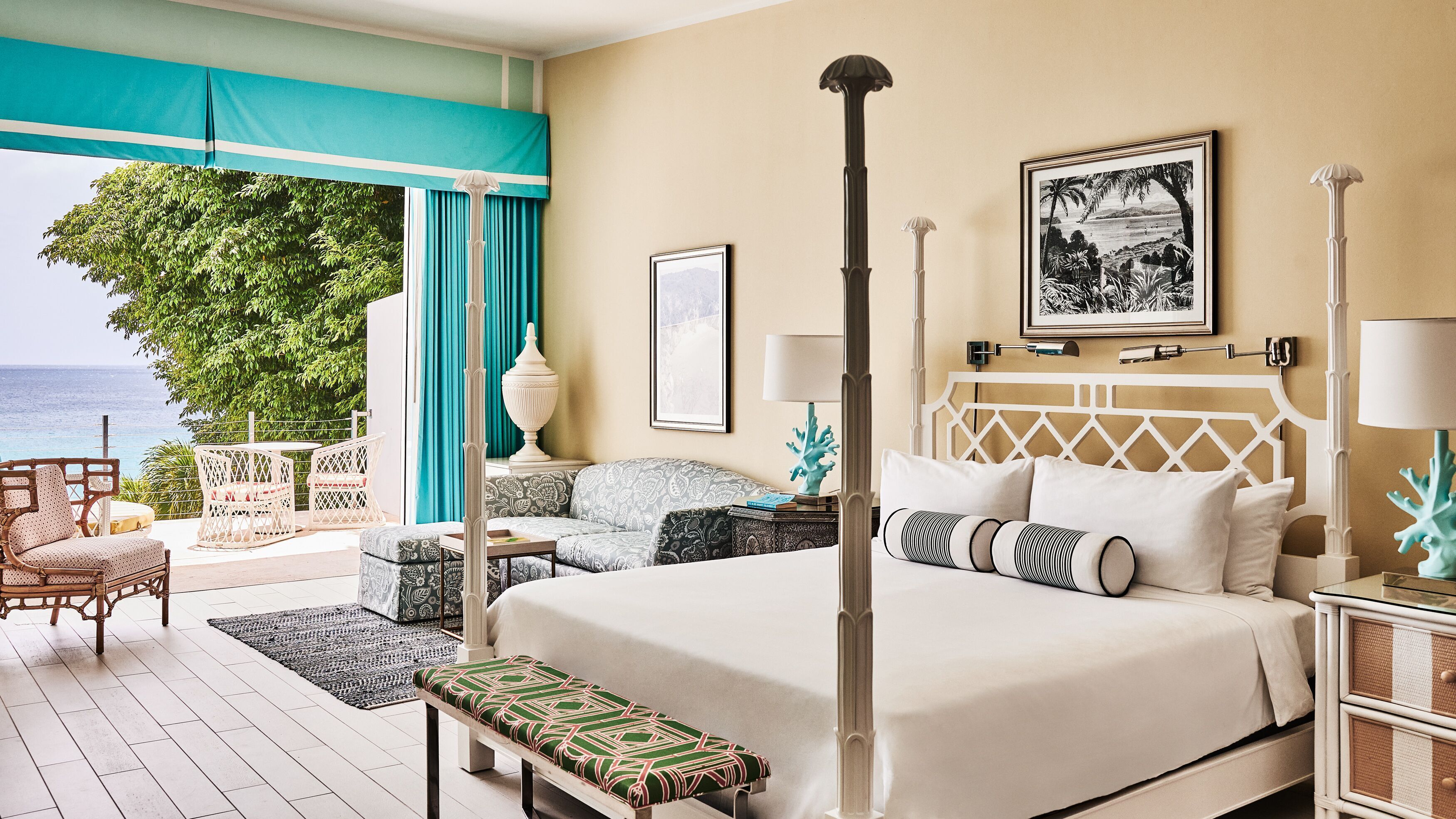 Literie de qualité supérieure, coffres-forts dans les chambres, bureau