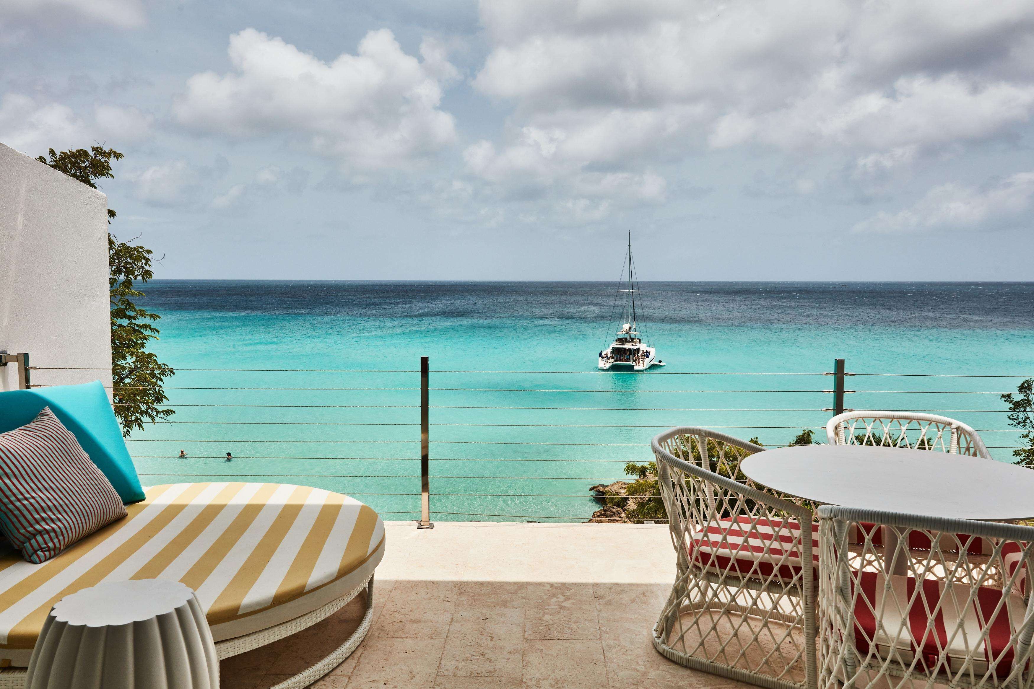 1 bedroom, premium bedding, in-room safe, desk