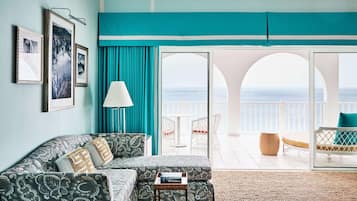 Premium bedding, in-room safe, desk, iron/ironing board