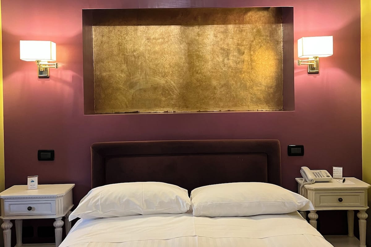 Basic Room, 1 Double Bed | Down duvets, pillow-top beds, minibar, in-room safe