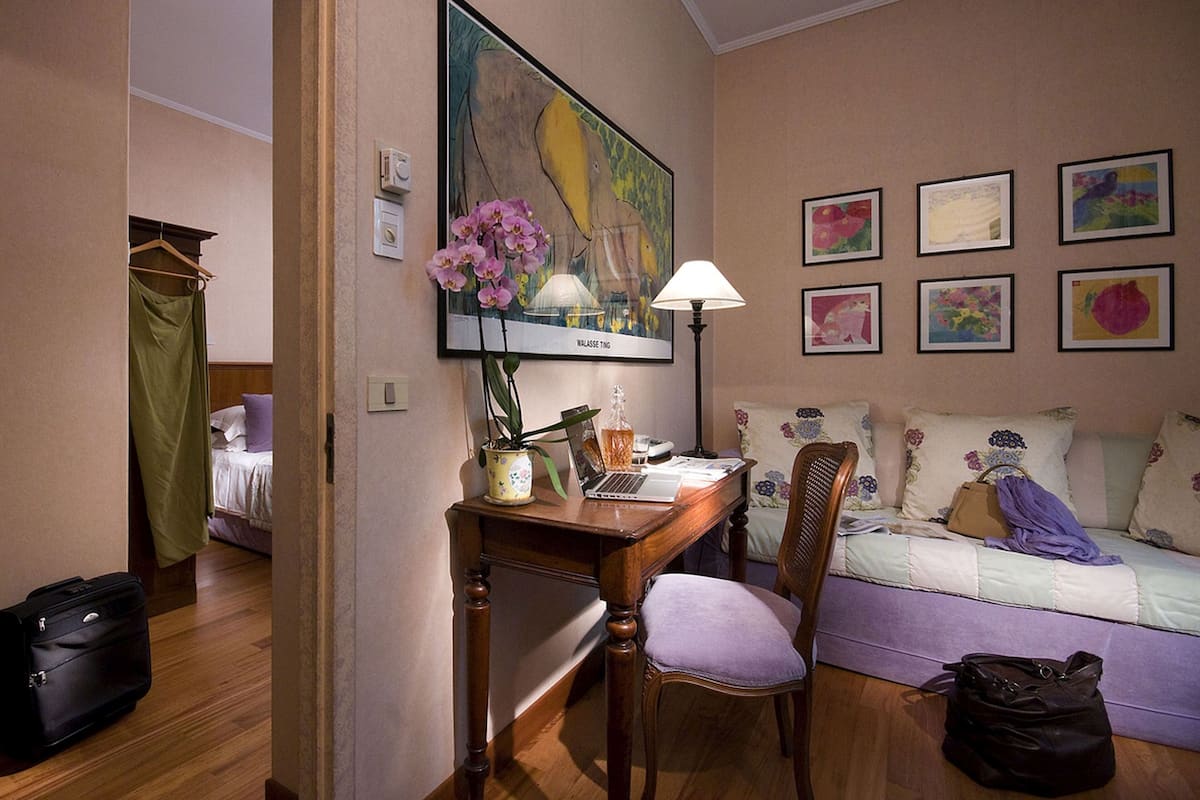 Executive Room | Down duvets, pillow-top beds, minibar, in-room safe