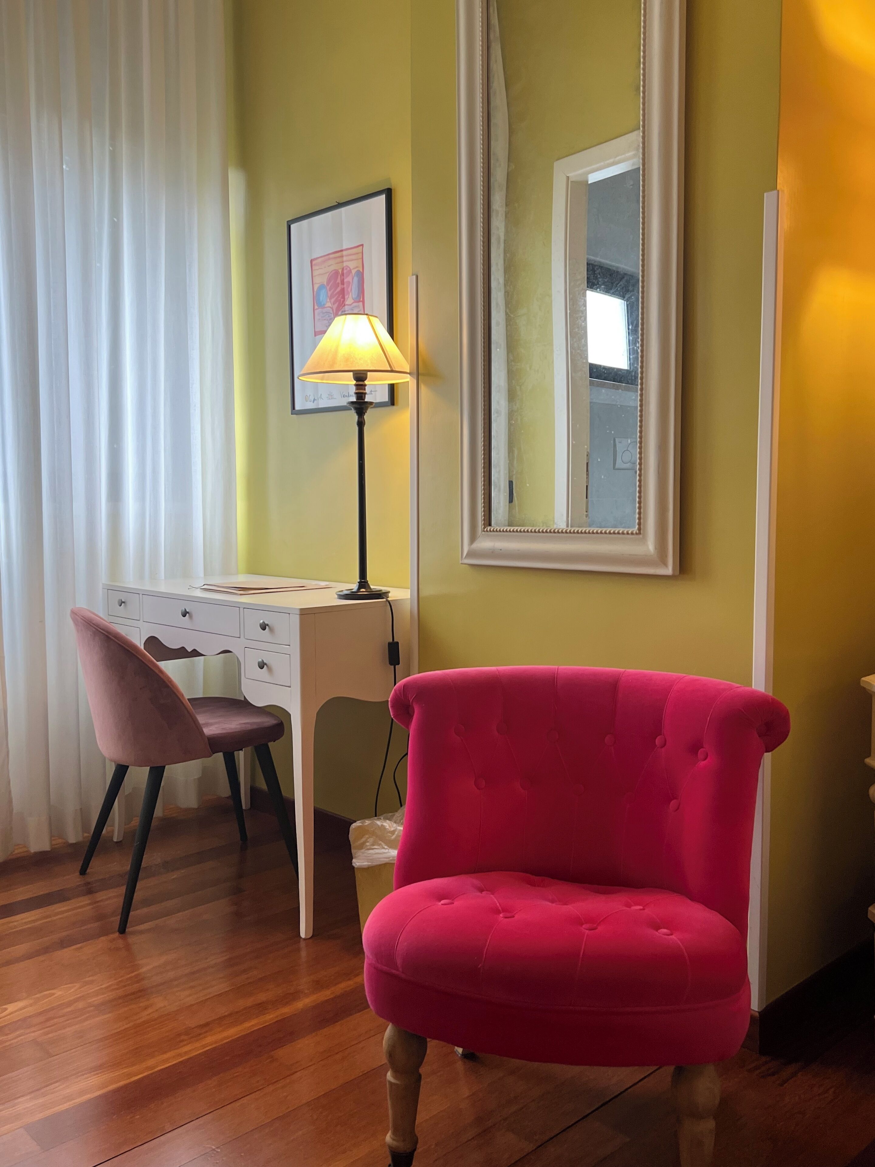 basic room, 1 double bed | 1 bedroom, down duvets, pillow-top beds, minibar