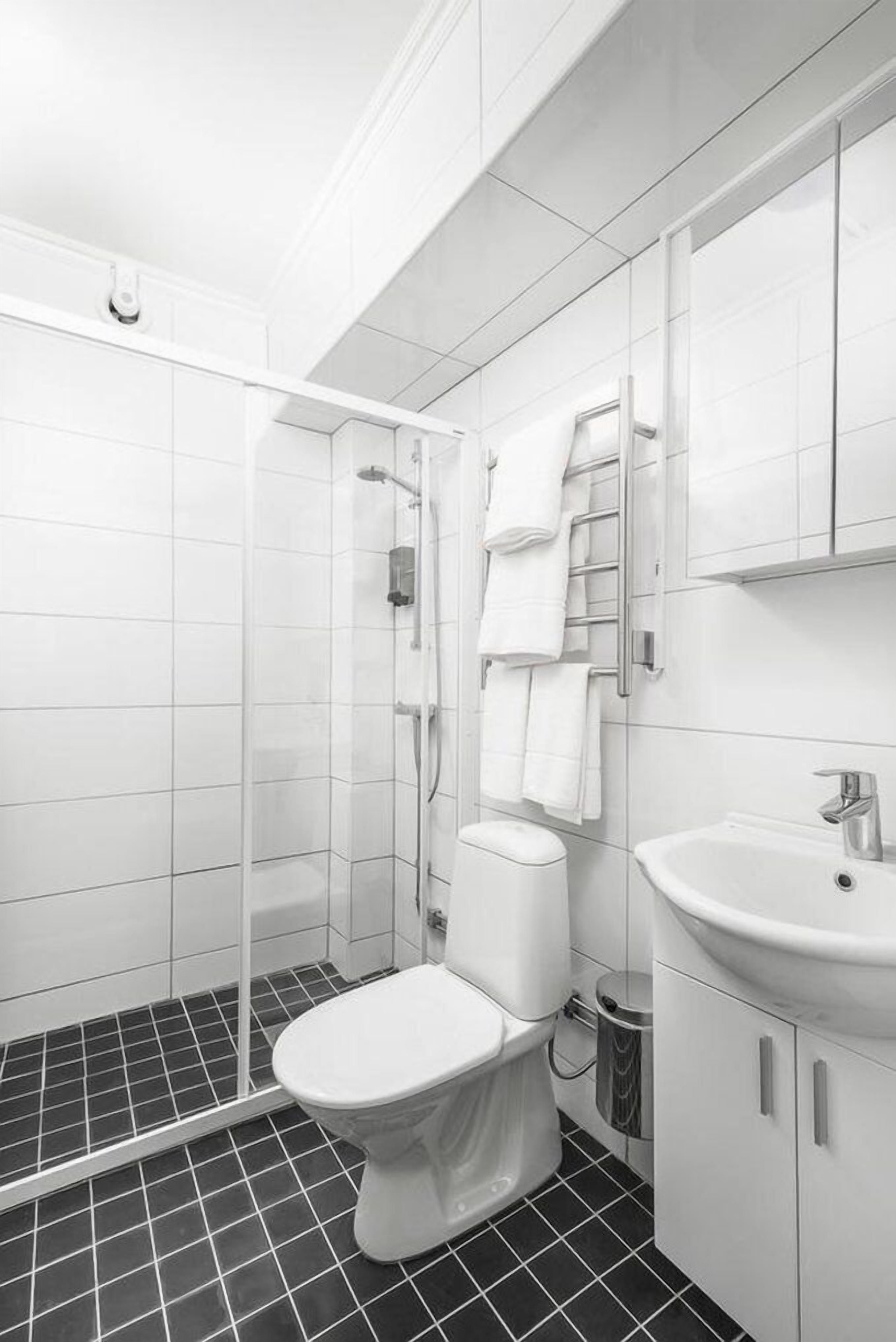 blackout curtains, free wifi, bed sheets, alarm clocks