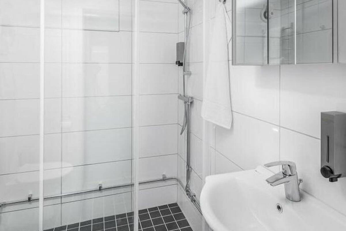 blackout curtains, free wifi, bed sheets, alarm clocks