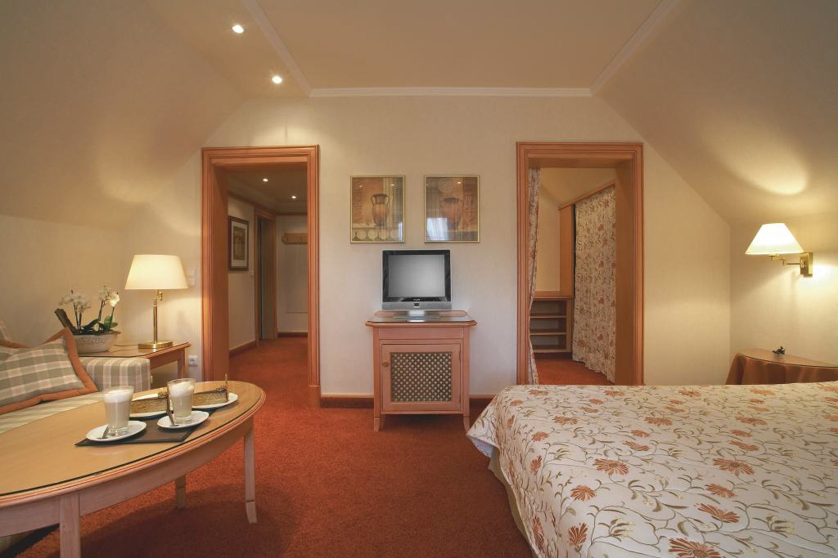 deluxe single room | premium bedding, pillow-top beds, in-room safe, individually decorated
