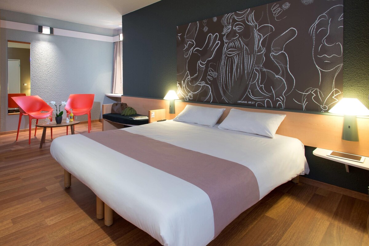 Superior Double Room | Down comforters, desk, blackout drapes, iron/ironing board (on request)