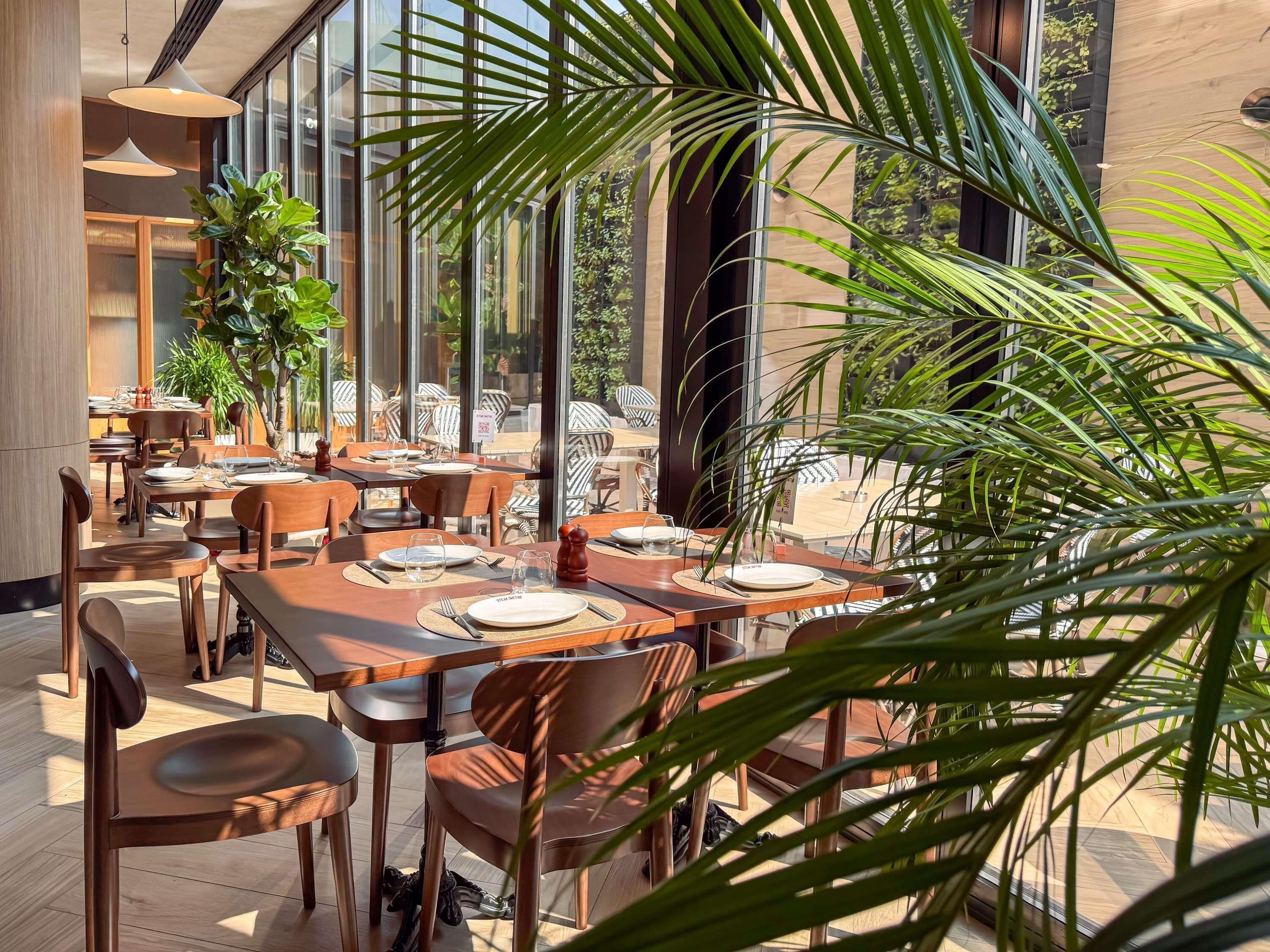 บริการอาหารเช้า อาหารกลางวัน อาหารเย็น, อาหารอิตาเลียน