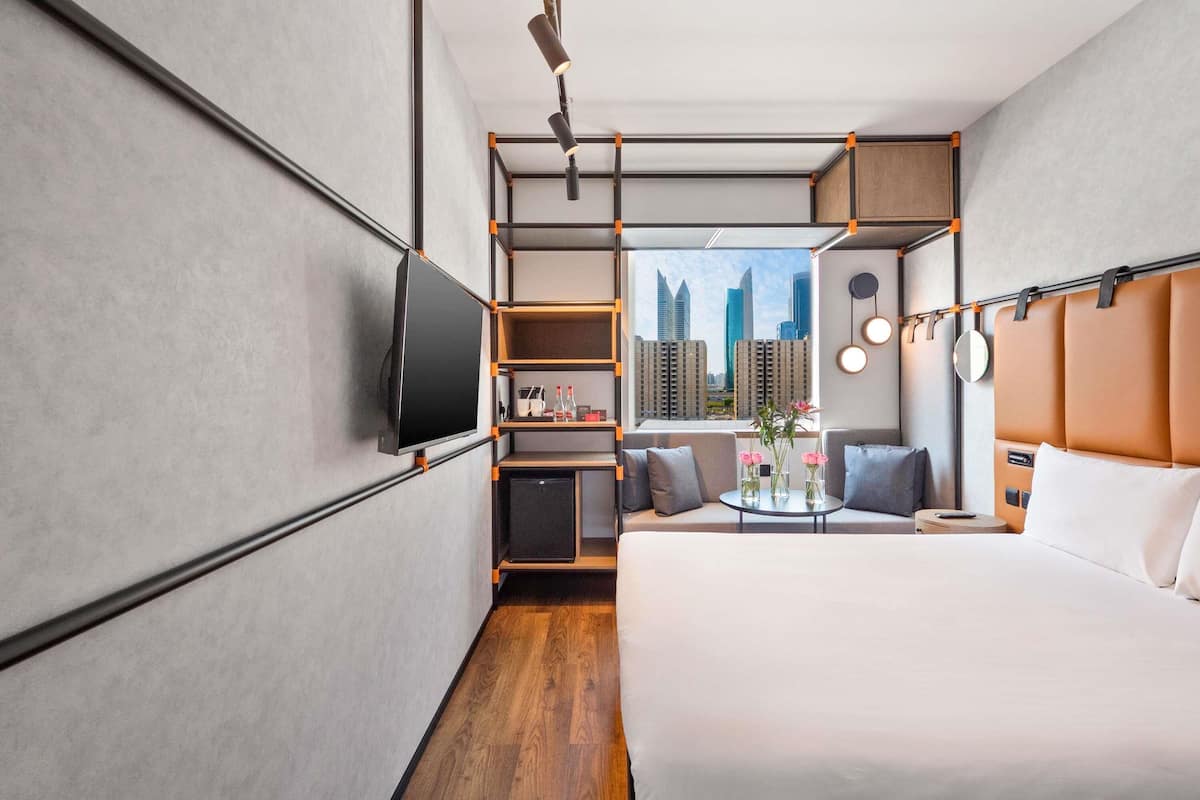 Standard dubbelrum - 1 dubbelsäng | Minibar, skrivbord, ljudisolering och strykjärn/strykbräda