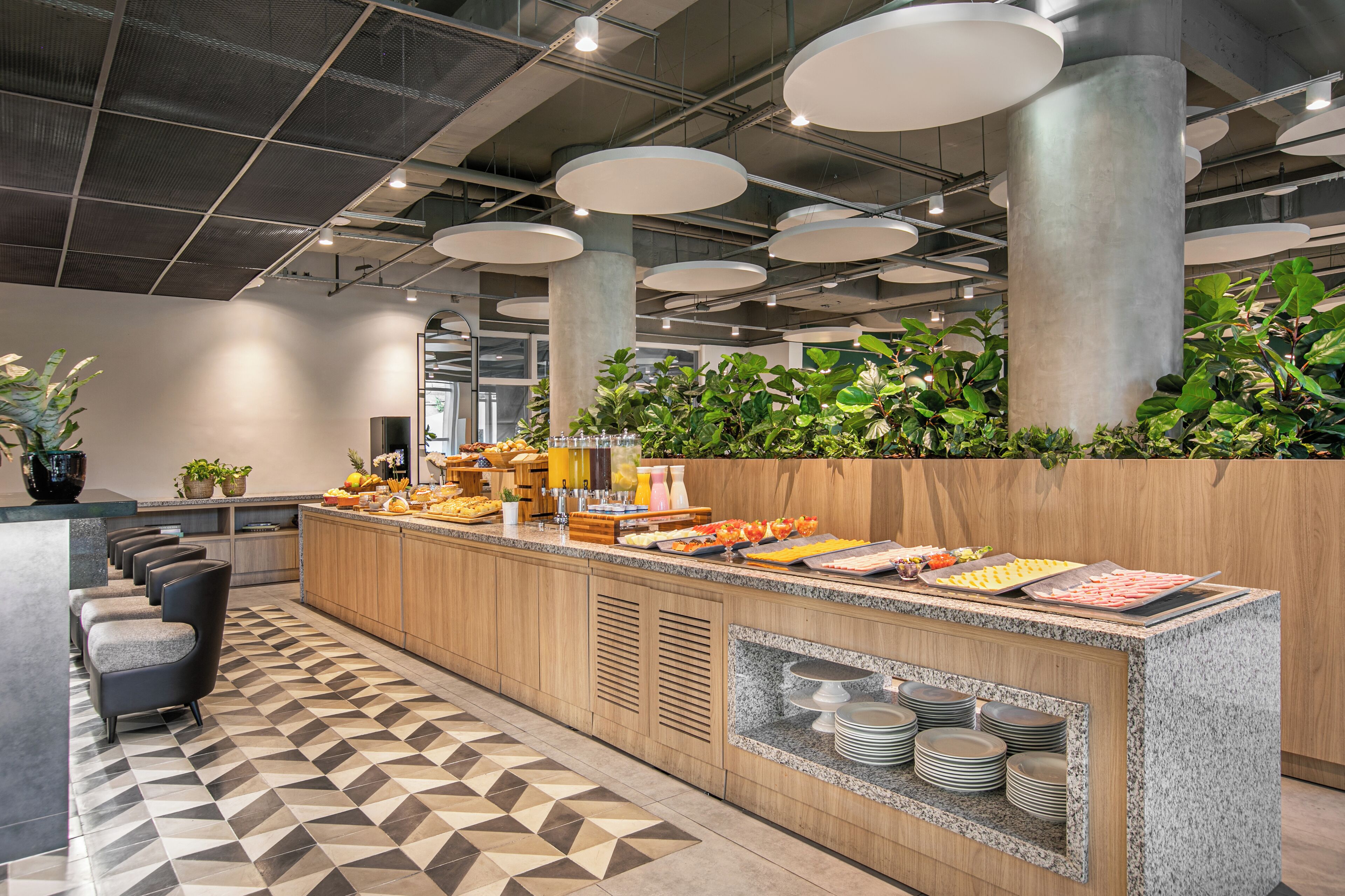 Free daily buffet breakfast