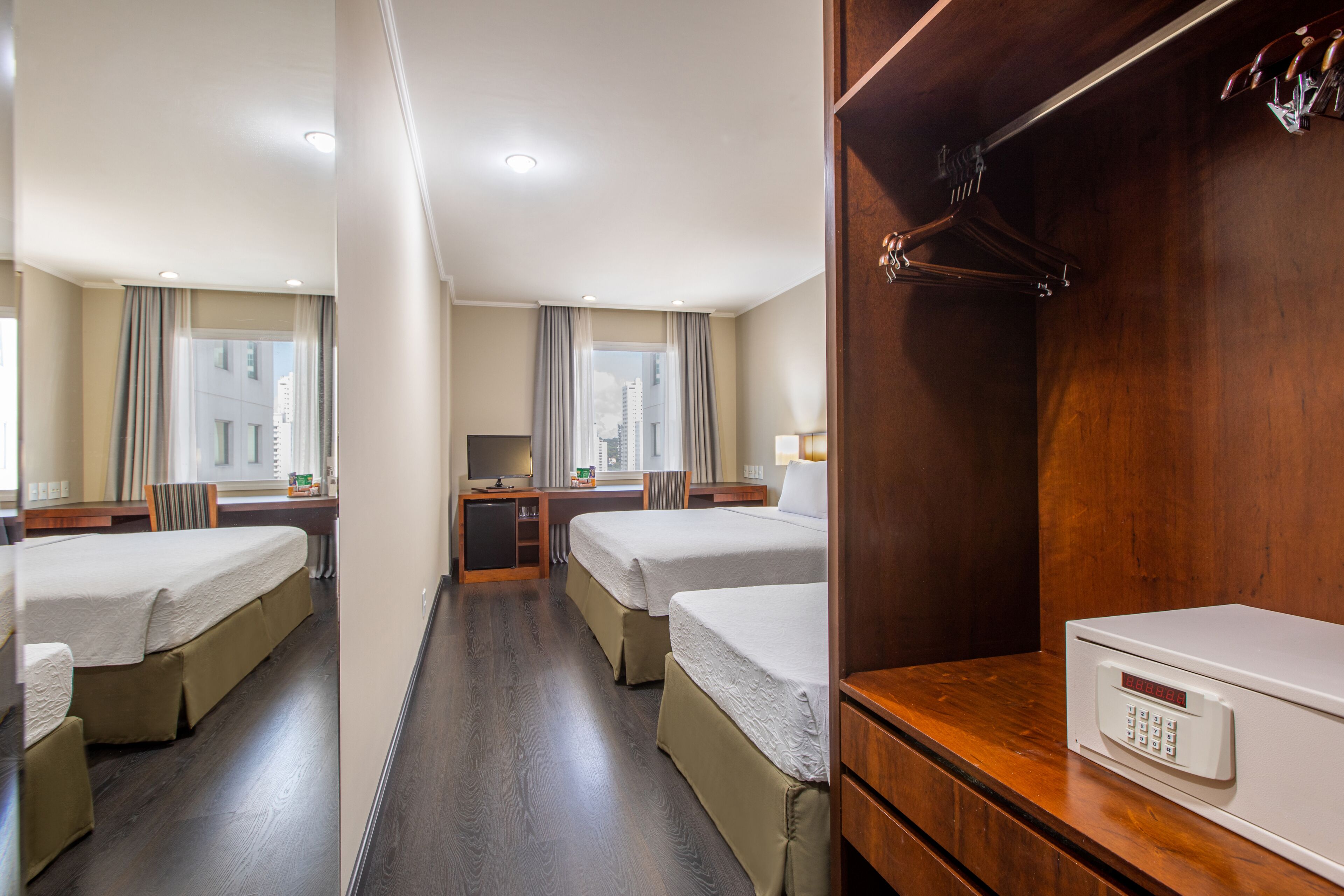 in-room safe, desk, laptop workspace, blackout curtains