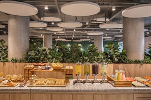 Tägliches inbegriffenes Frühstücksbuffet