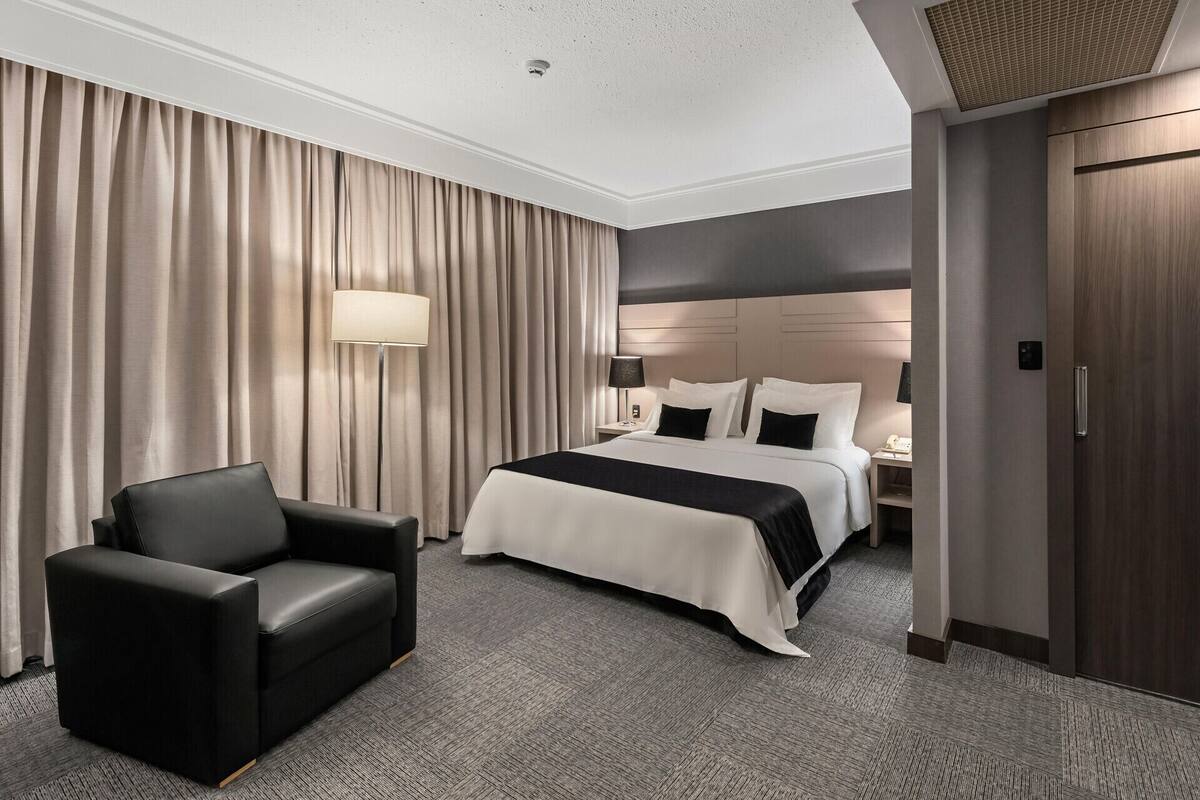Minibar, in-room safe, desk, blackout drapes