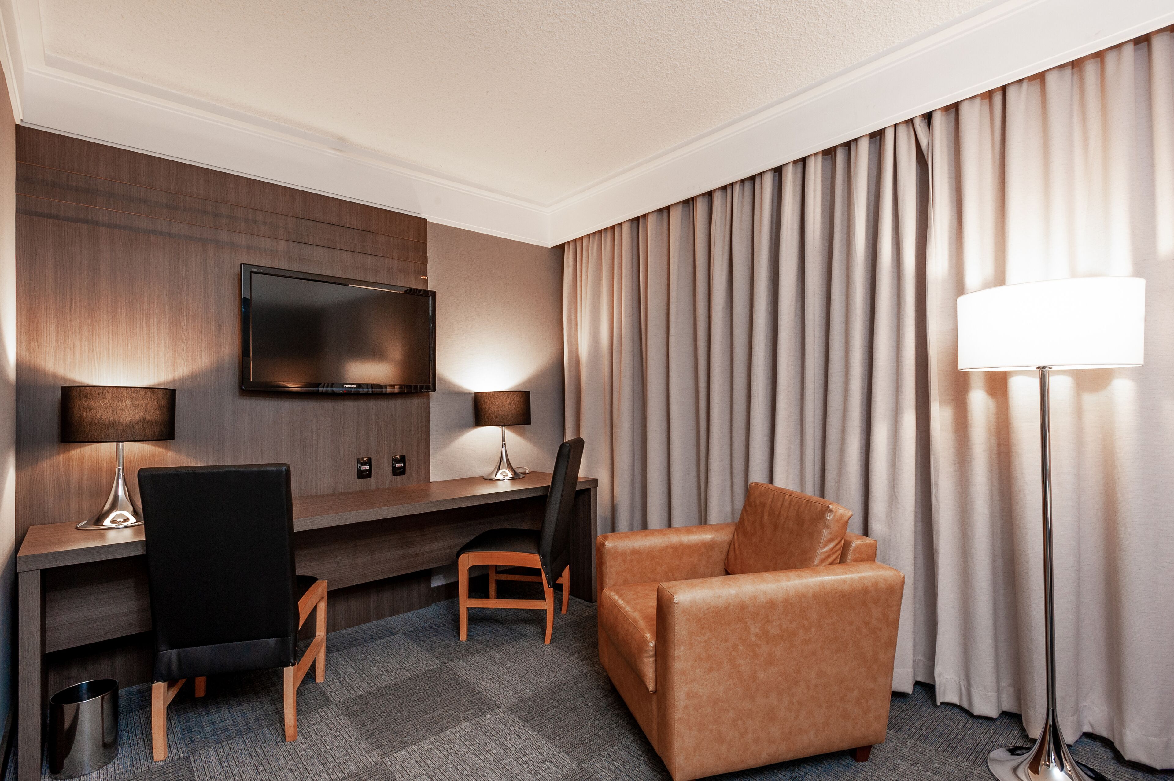 1 bedroom, minibar, in-room safe, desk