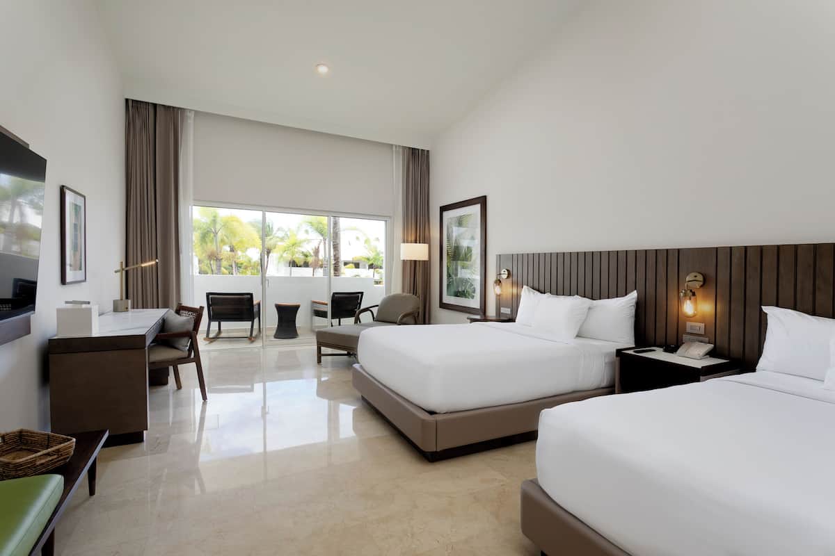 1 bedroom, premium bedding, pillow-top beds, in-room safe