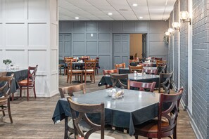 Restaurant - Plantation Inn of Houma (Houma)