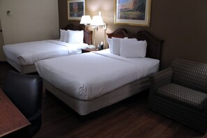 1 bedroom, in-room safe, desk, iron/ironing board