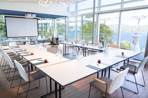 Rooftop terrace - Sedartis Swiss Quality Hotel (Thalwil)
