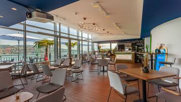 Teras rooftop