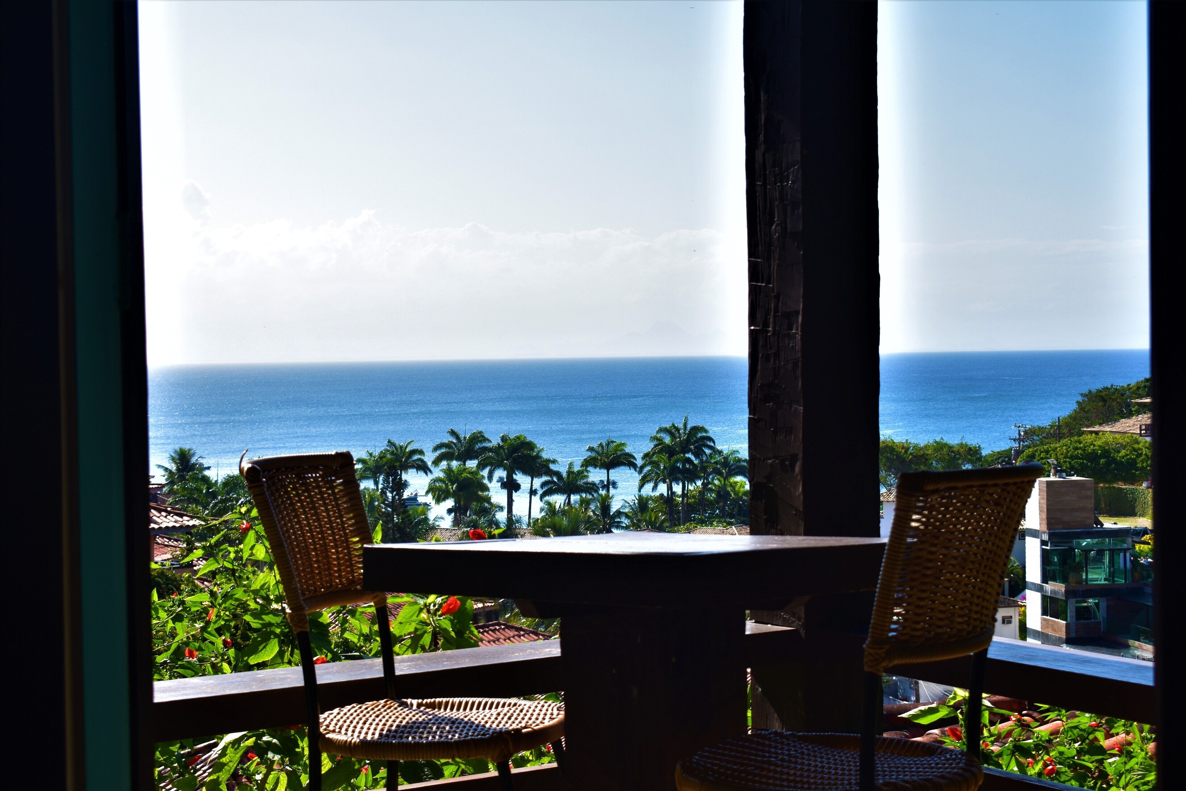 Colchones Select Comfort y caja de seguridad en la habitación 