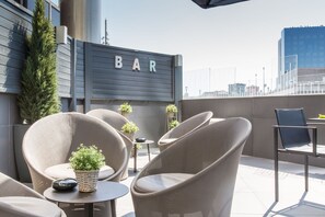Bar (en la propiedad)