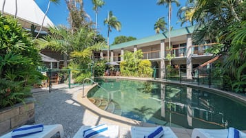 Outdoor pool, pool loungers