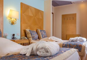 Standard Triple Room | Premium bedding, minibar, in-room safe, individually furnished