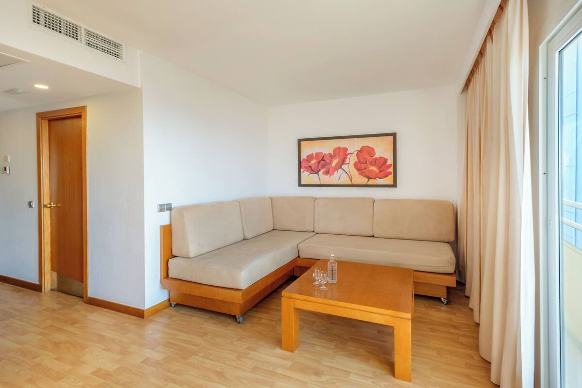 26-inch flat-screen tv with satellite channels, tv