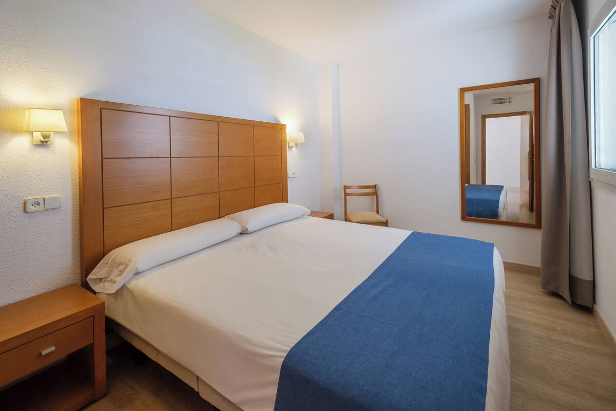 suite, pool view | 1 bedroom, individually decorated, desk, laptop workspace