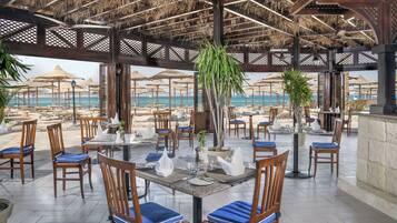 4 restaurants, breakfast, lunch, dinner served; international cuisine