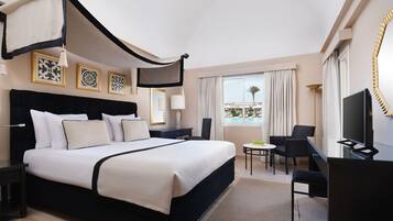 Junior Suite | Minibar, in-room safe, iron/ironing board, free cots/infant beds